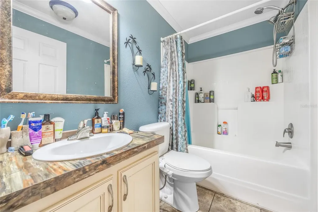 1085 State Road 100 Florahome FL 32140