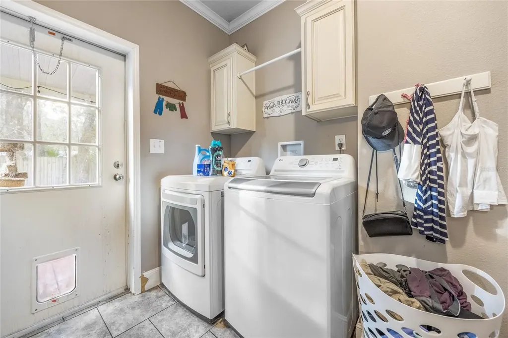 1085 State Road 100 Florahome FL 32140