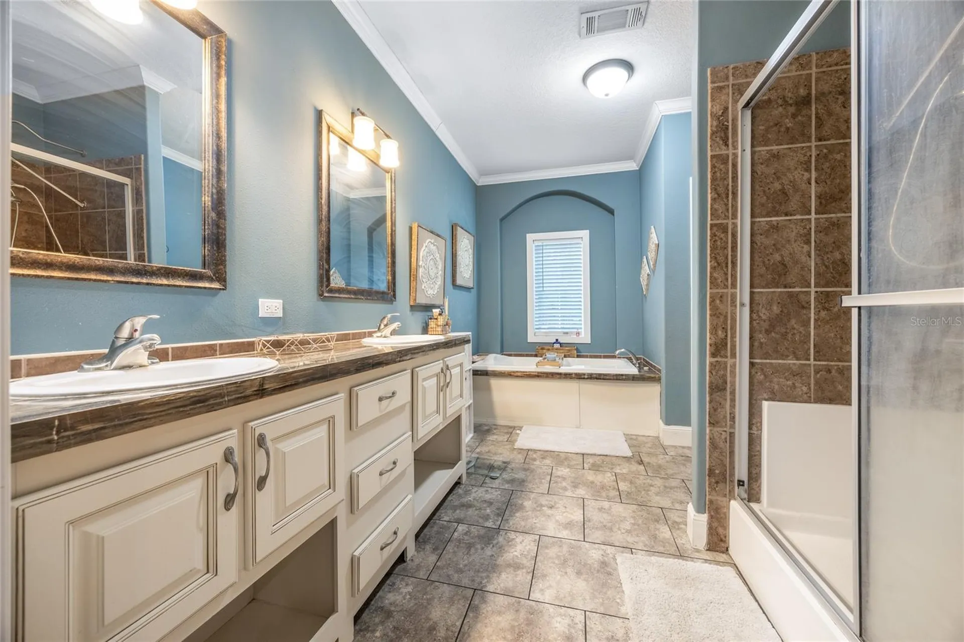 1085 State Road 100 Florahome FL 32140