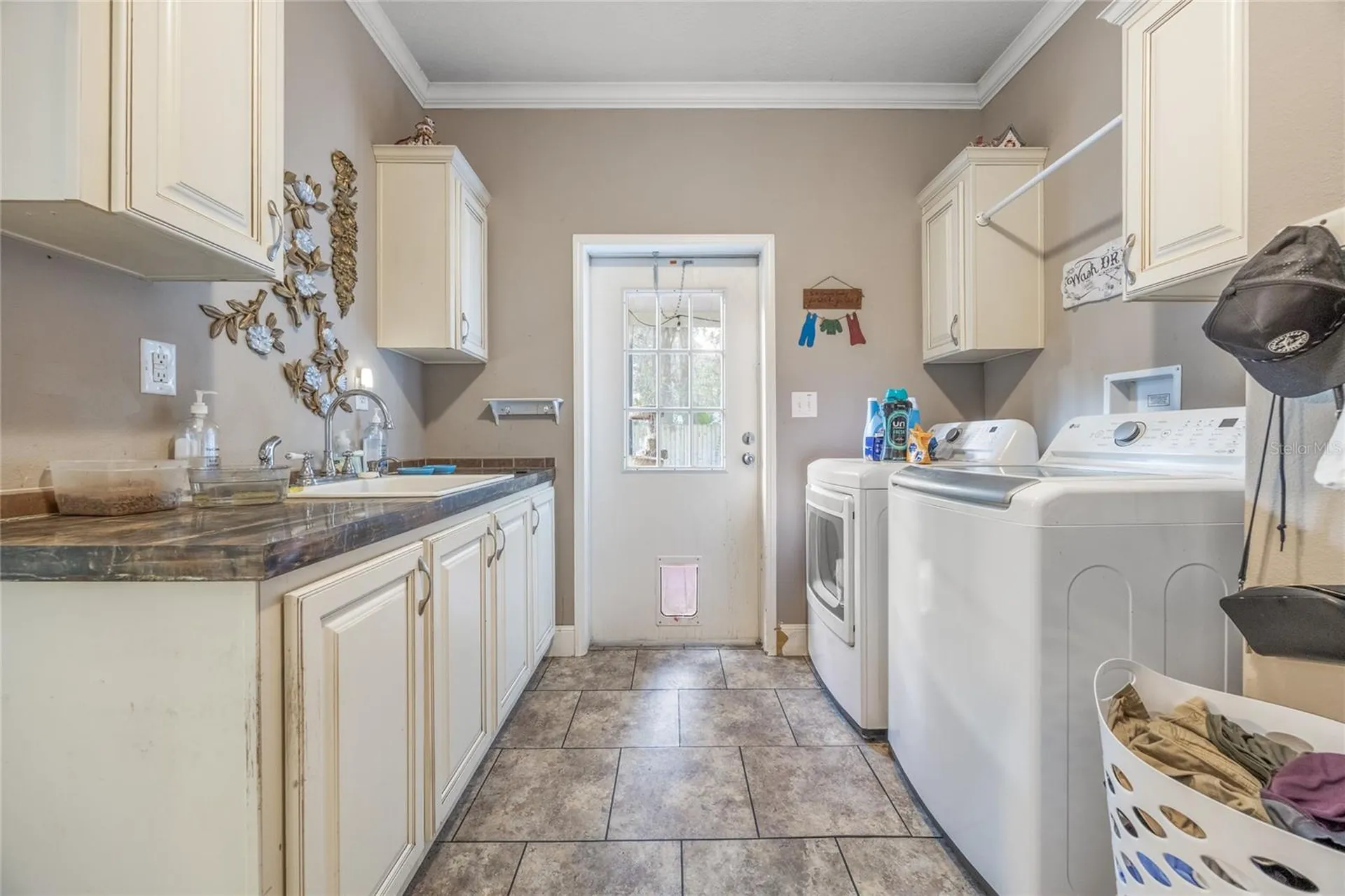 1085 State Road 100 Florahome FL 32140
