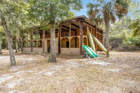 1085 State Road 100 Florahome FL 32140