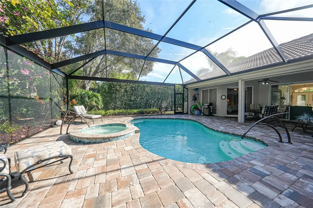 3878 Royal Hammock Boulevard Sarasota FL 34240