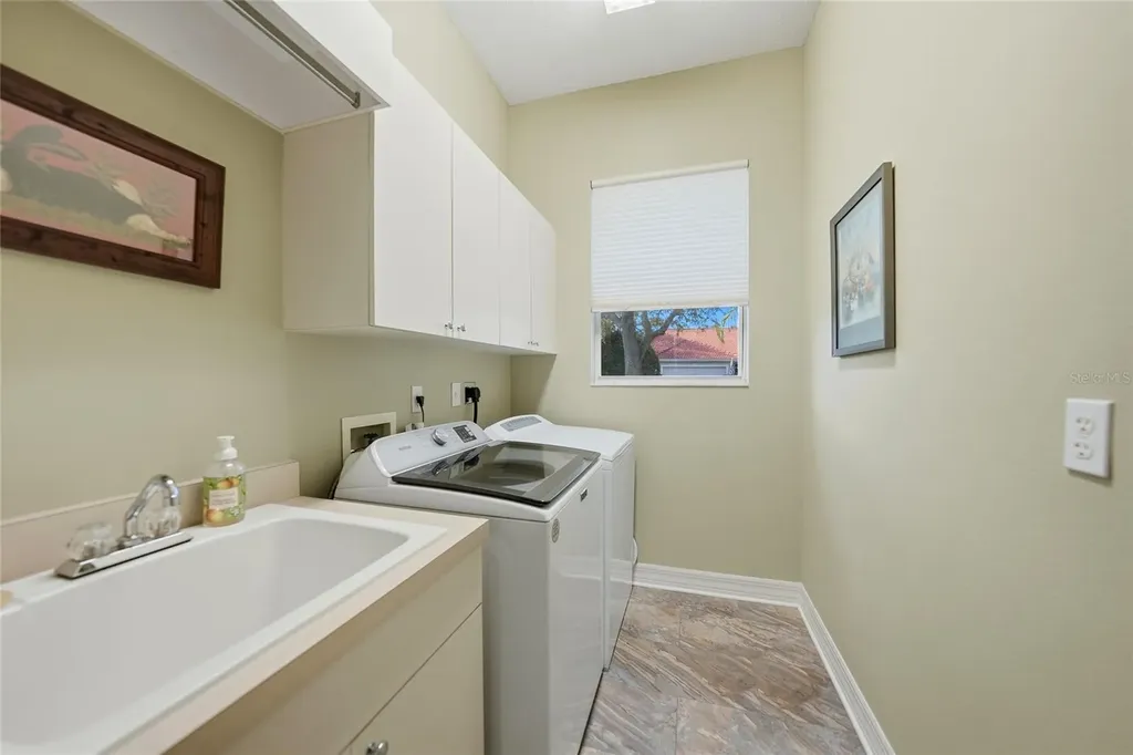 3878 Royal Hammock Boulevard Sarasota FL 34240