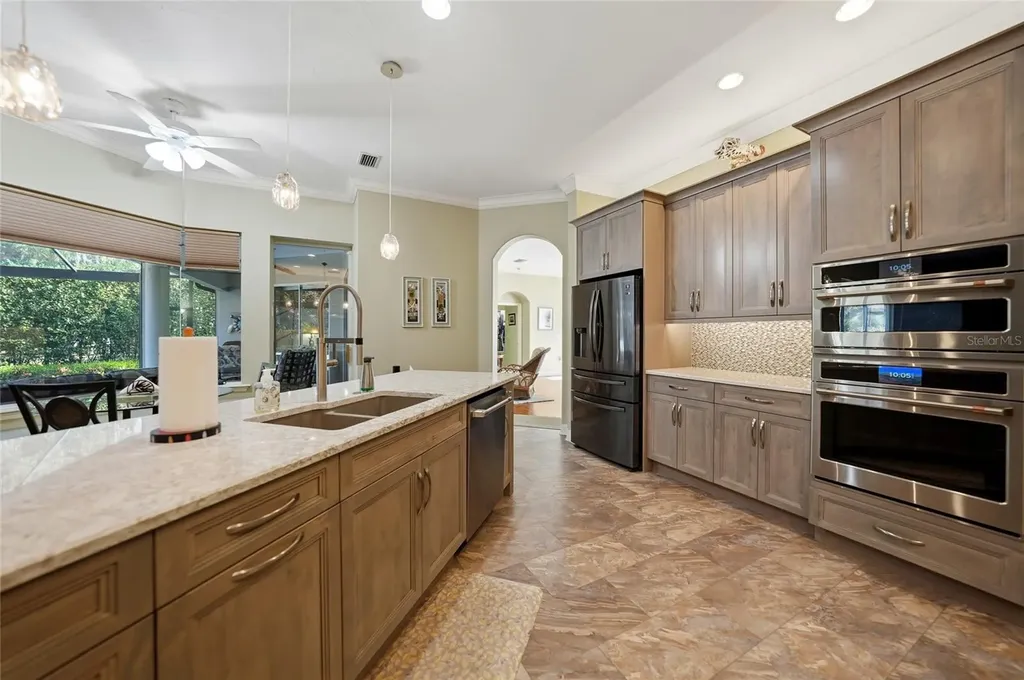 3878 Royal Hammock Boulevard Sarasota FL 34240