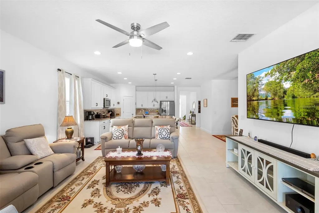 744 Hyperion Drive Debary FL 32713