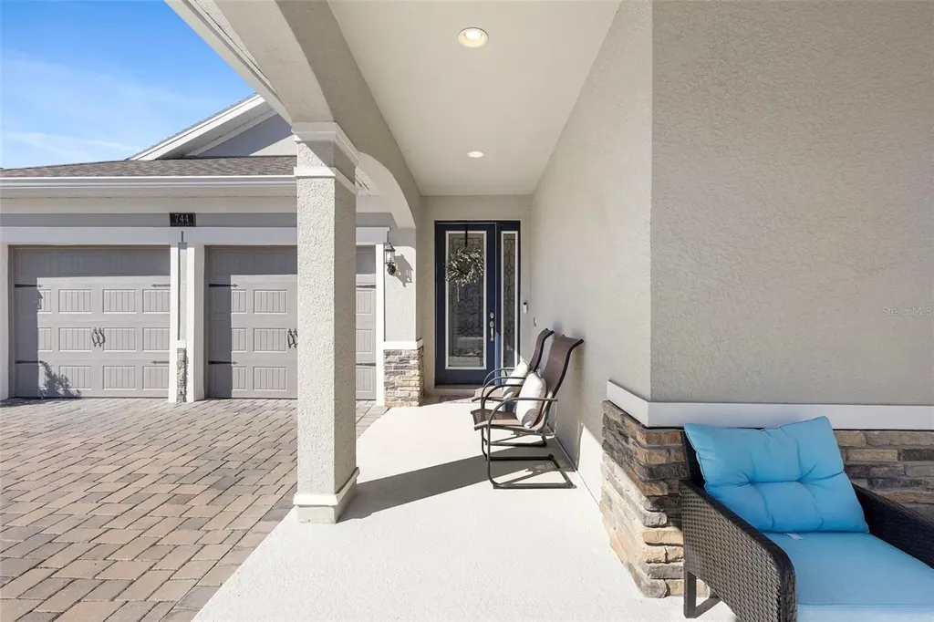 744 Hyperion Drive Debary FL 32713