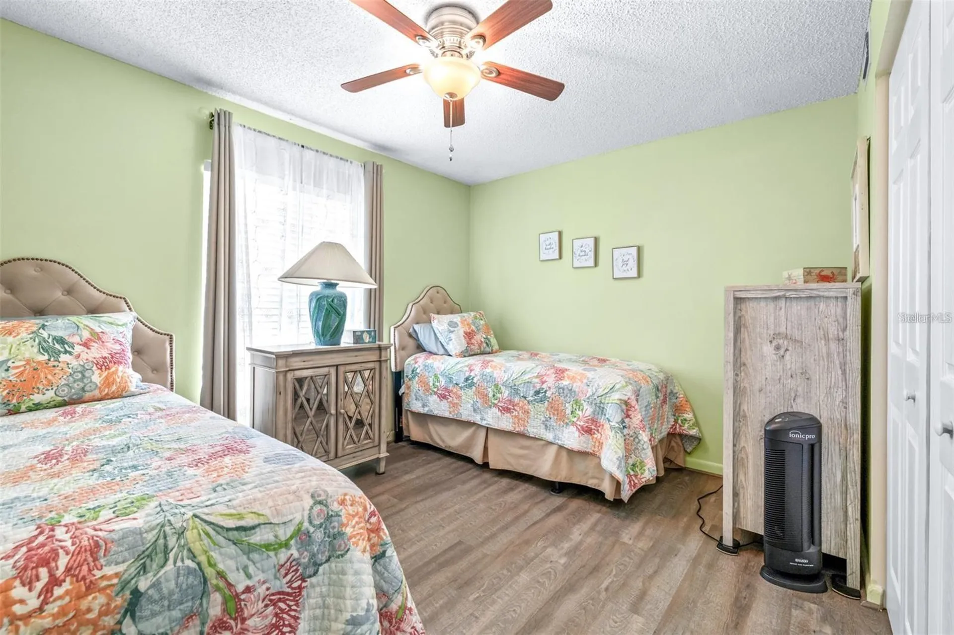 1871 Pine Ridge Way W Palm Harbor FL 34684
