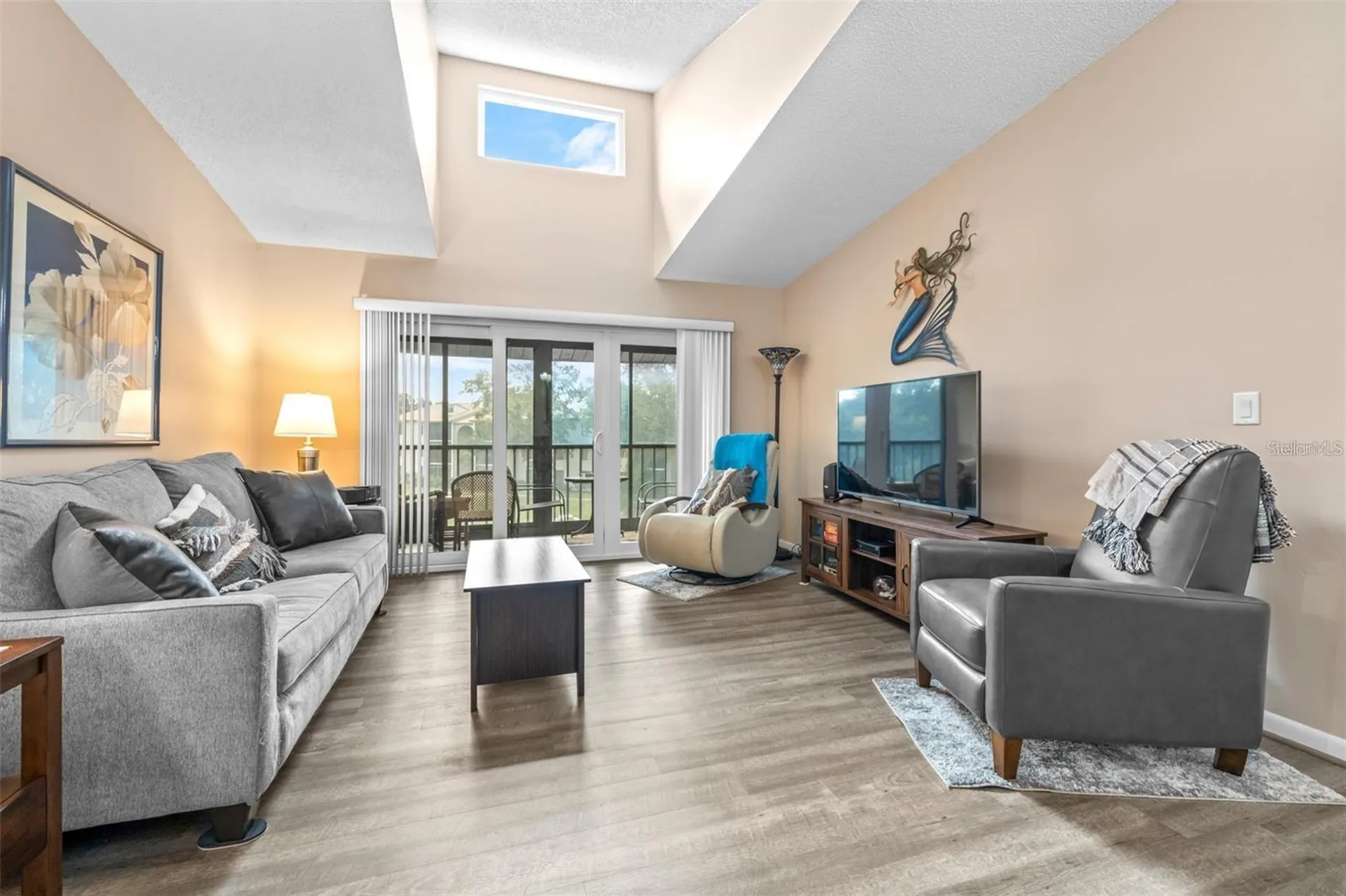 1871 Pine Ridge Way W Palm Harbor FL 34684