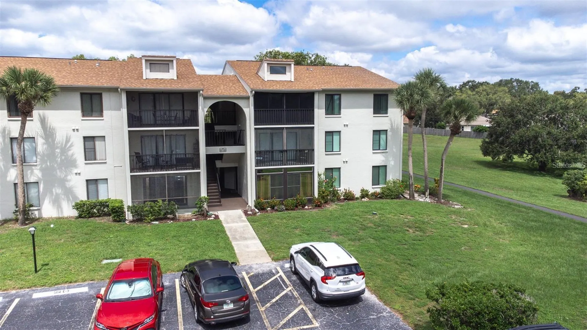 1871 Pine Ridge Way W Palm Harbor FL 34684