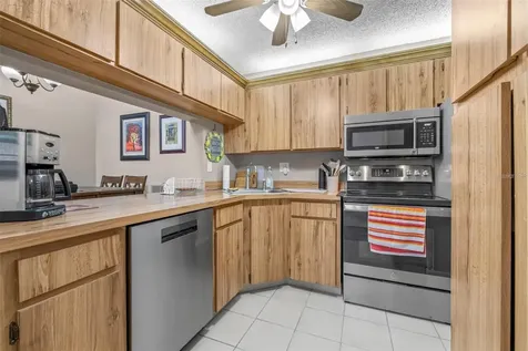 1871 Pine Ridge Way W Palm Harbor FL 34684