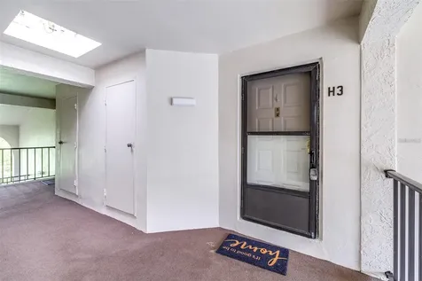 1871 Pine Ridge Way W Palm Harbor FL 34684