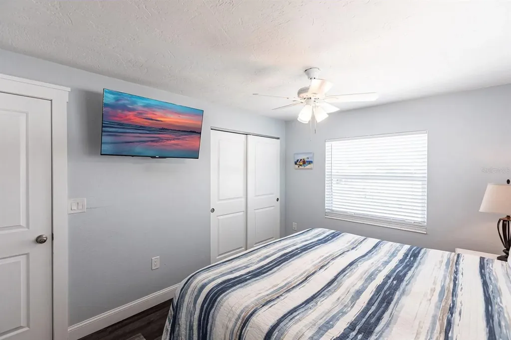 6020 Midnight Pass Road Sarasota FL 34242