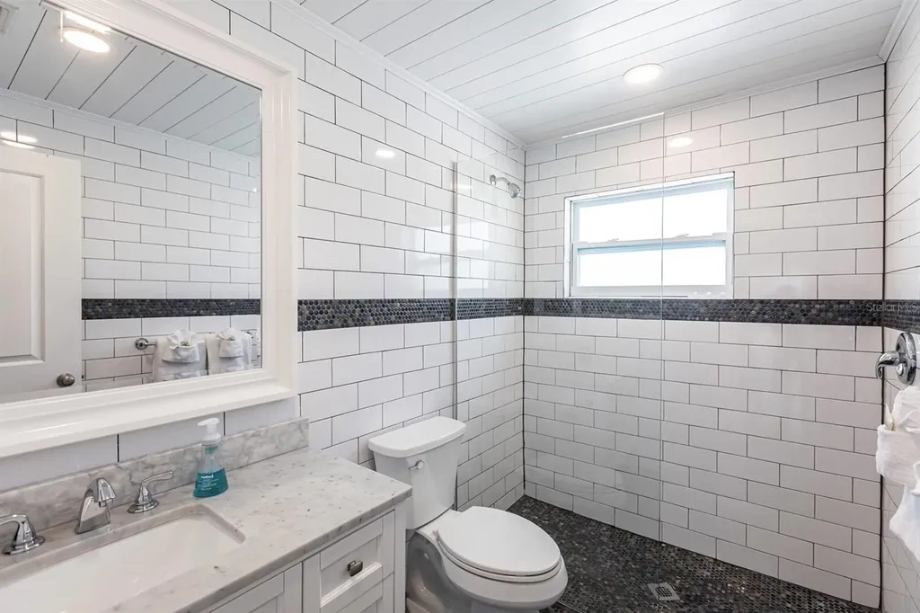 6020 Midnight Pass Road Sarasota FL 34242