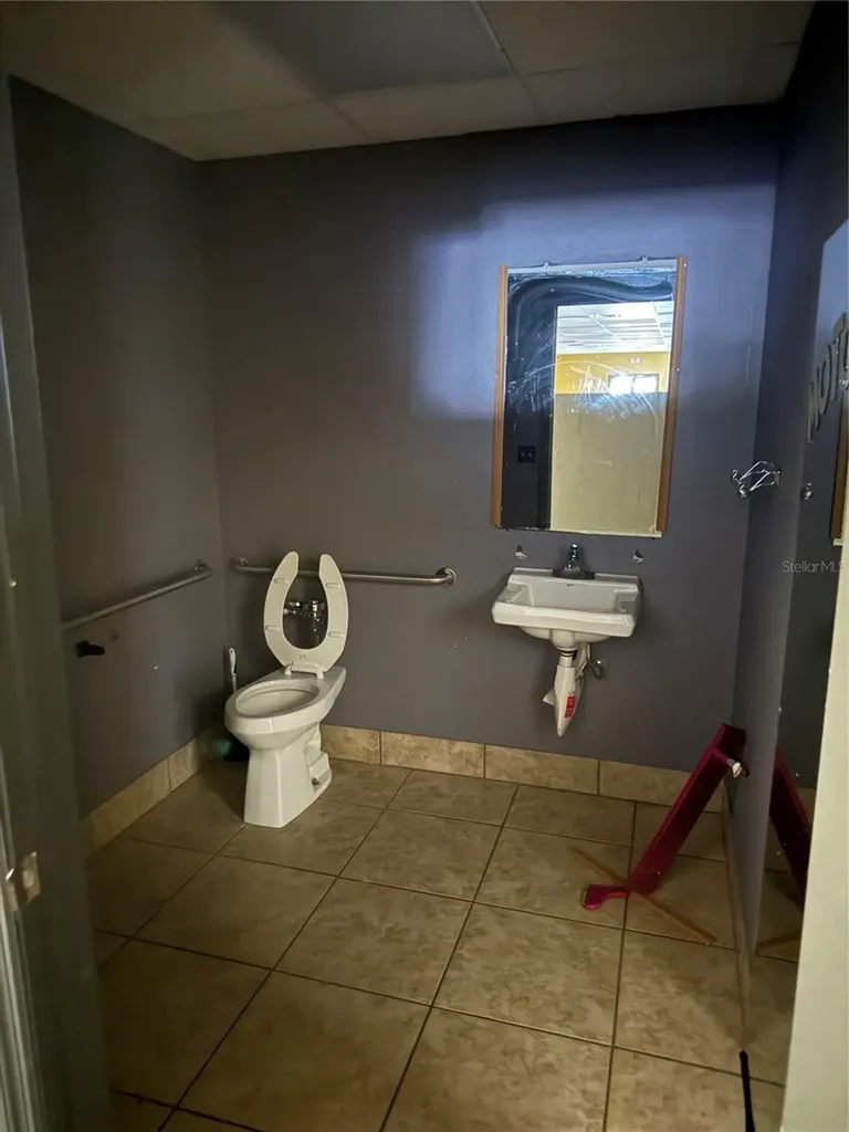 3527 Tamiami Trail Port Charlotte FL 33952