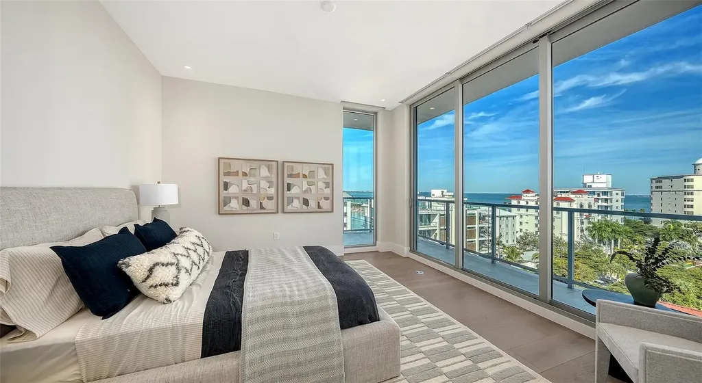 253 Golden Gate Point Sarasota FL 34236