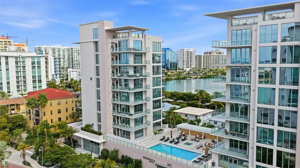 253 Golden Gate Point Sarasota FL 34236