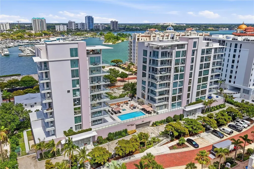 253 Golden Gate Point Sarasota FL 34236