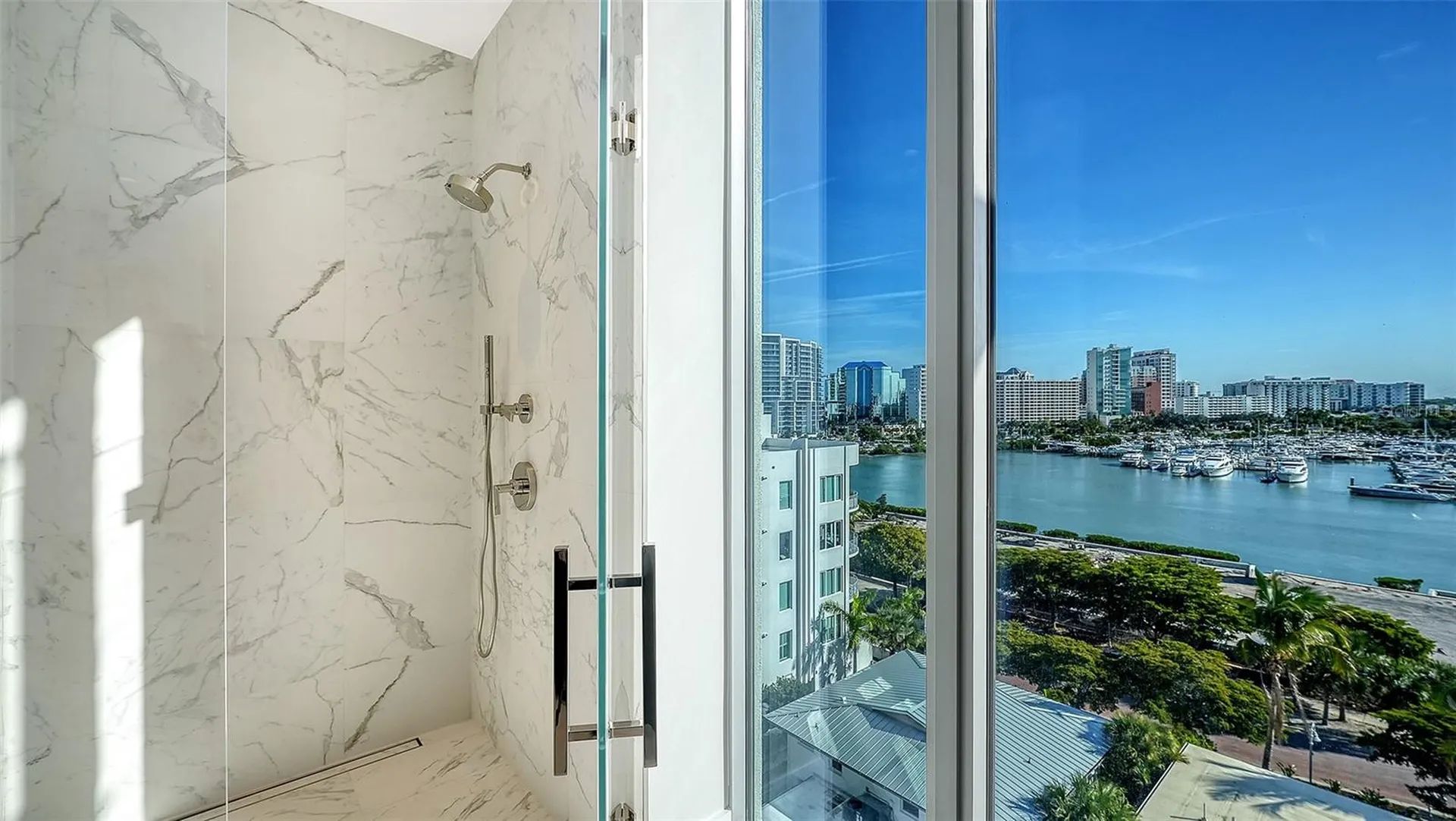 253 Golden Gate Point Sarasota FL 34236