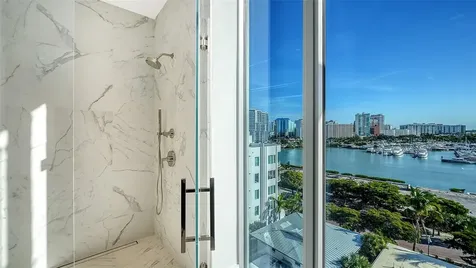 253 Golden Gate Point Sarasota FL 34236