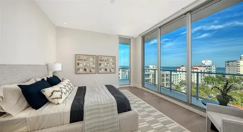 253 Golden Gate Point Sarasota FL 34236