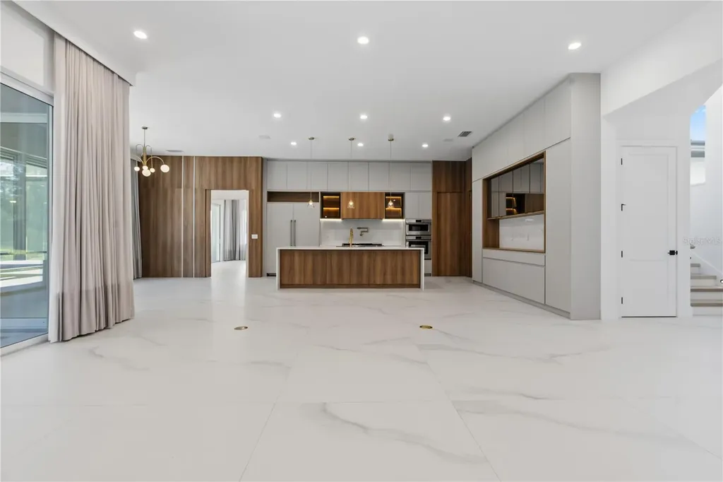 15548 Pendio Drive Bella Collina FL 34756