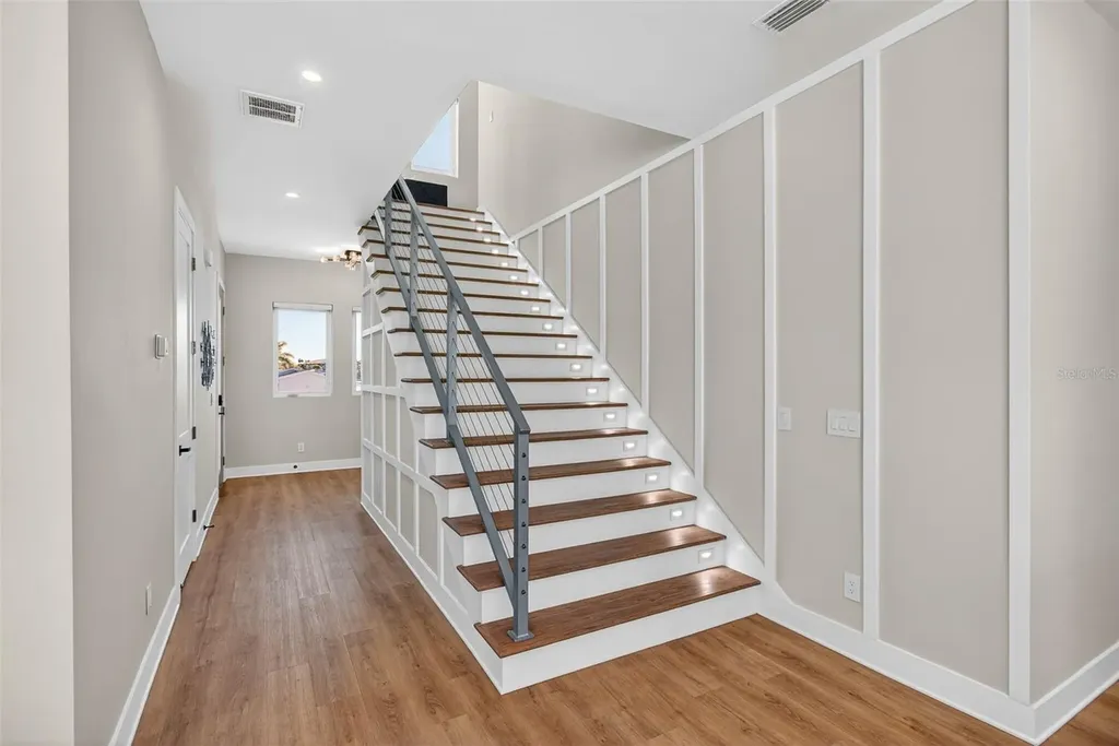 301 79th Street S St Petersburg FL 33707
