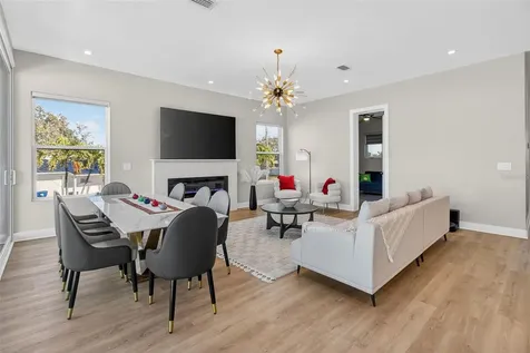 301 79th Street S St Petersburg FL 33707
