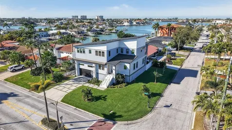 301 79th Street S St Petersburg FL 33707