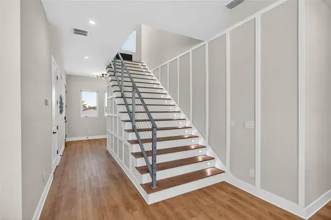 301 79th Street S St Petersburg FL 33707