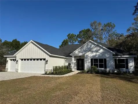 18354 SW 65th Loop Dunnellon FL 34432