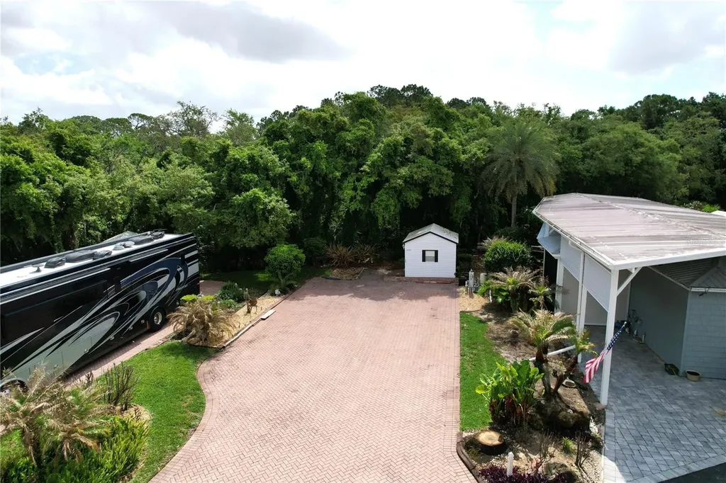 2457 St George Drive Davenport FL 33837