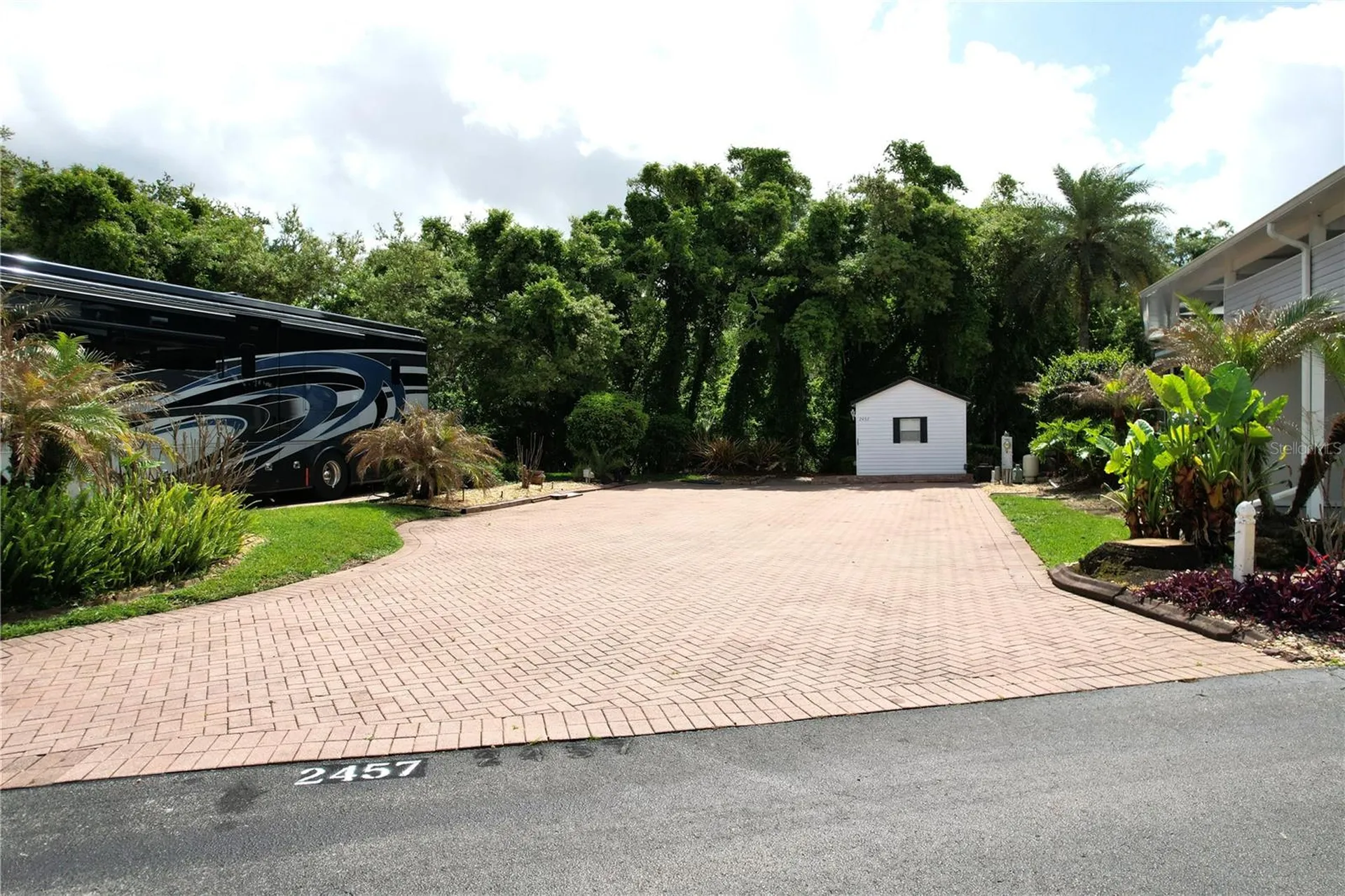 2457 St George Drive Davenport FL 33837