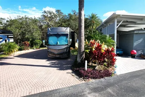 2457 St George Drive Davenport FL 33837