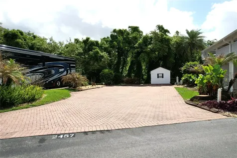 2457 St George Drive Davenport FL 33837