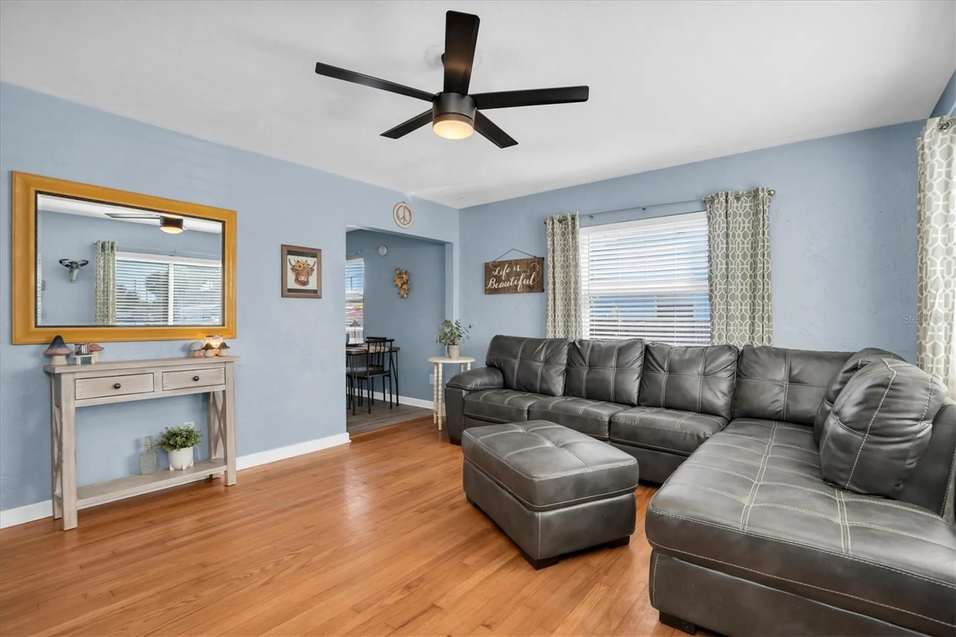 4929 36th Avenue N St Petersburg FL 33710