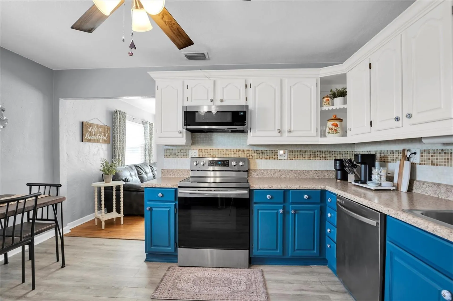 4929 36th Avenue N St Petersburg FL 33710
