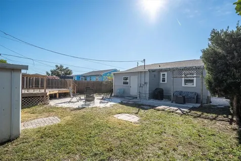 4929 36th Avenue N St Petersburg FL 33710