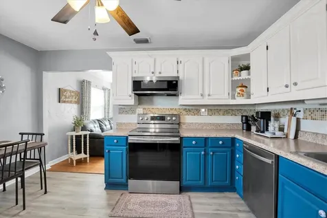 4929 36th Avenue N St Petersburg FL 33710