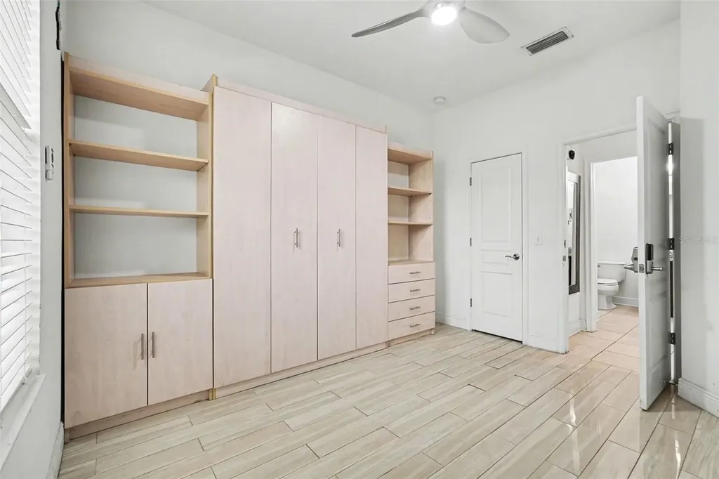 1903 W State Street Tampa FL 33606
