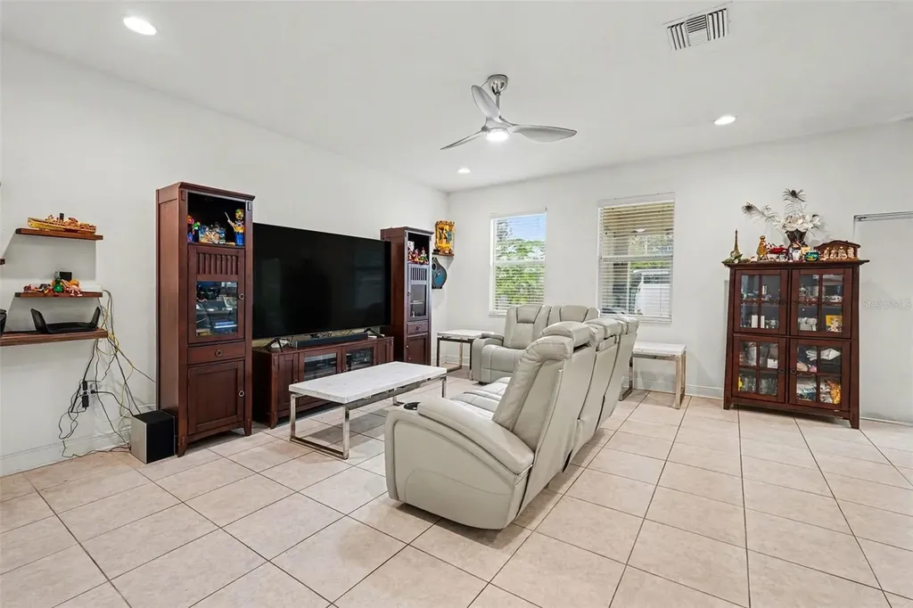 1903 W State Street Tampa FL 33606