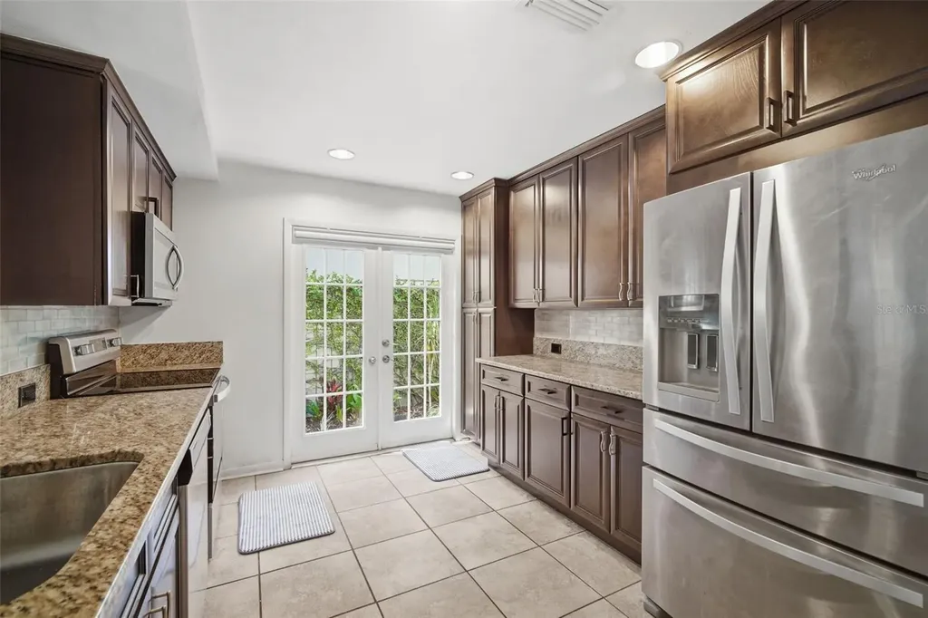 4408 W Bay To Bay Boulevard Tampa FL 33629