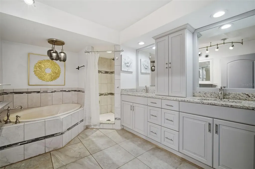 4408 W Bay To Bay Boulevard Tampa FL 33629