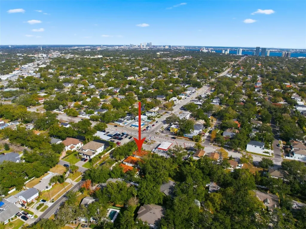 4408 W Bay To Bay Boulevard Tampa FL 33629