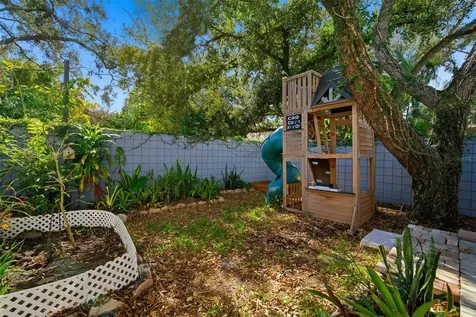 4408 W Bay To Bay Boulevard Tampa FL 33629