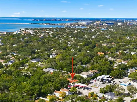 4408 W Bay To Bay Boulevard Tampa FL 33629