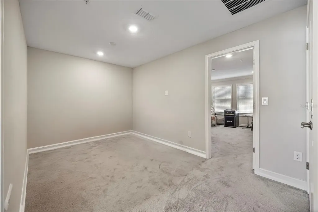 5351 Bridge Street Tampa FL 33611