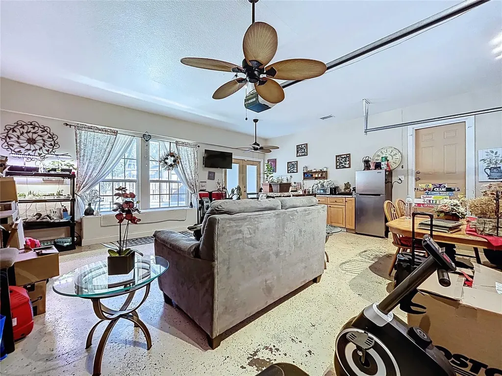 717 W End Crescent N Lakeland FL 33803