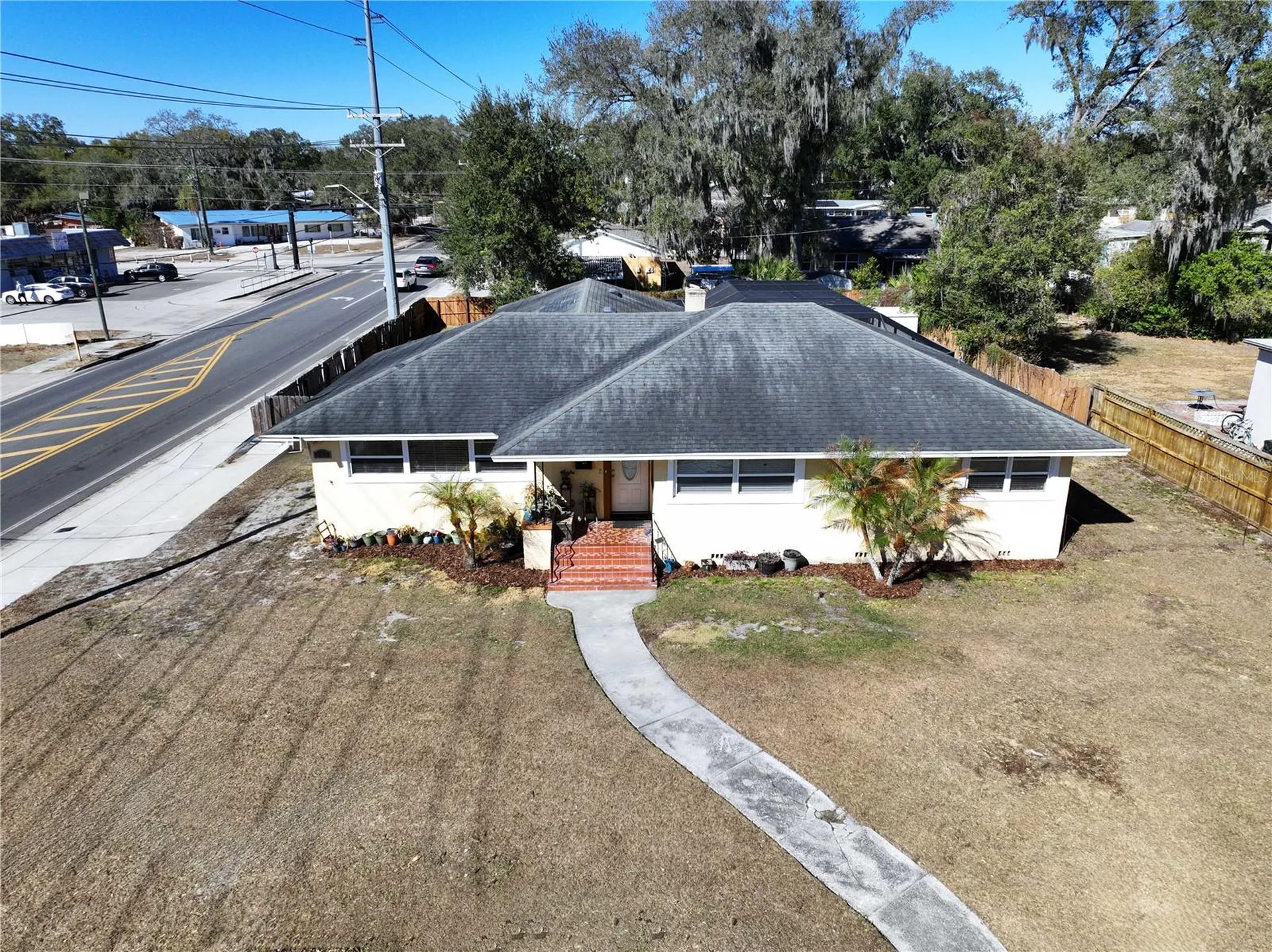 717 W End Crescent N Lakeland FL 33803