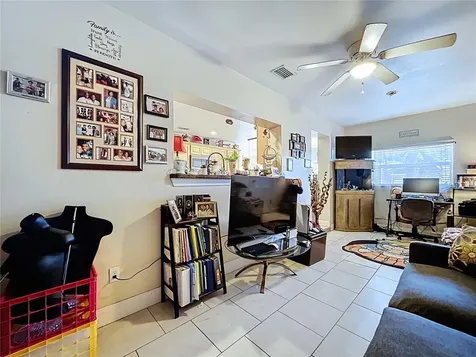 717 W End Crescent N Lakeland FL 33803
