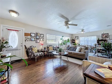 717 W End Crescent N Lakeland FL 33803